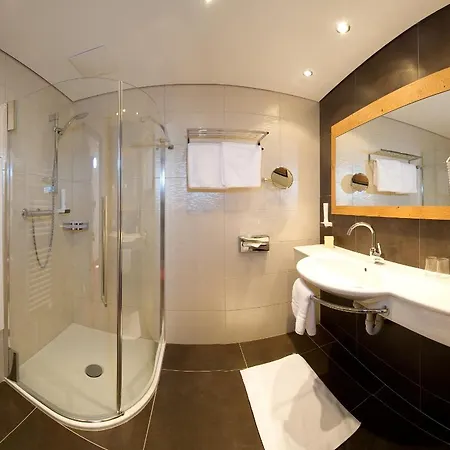 Roslehen 4*
